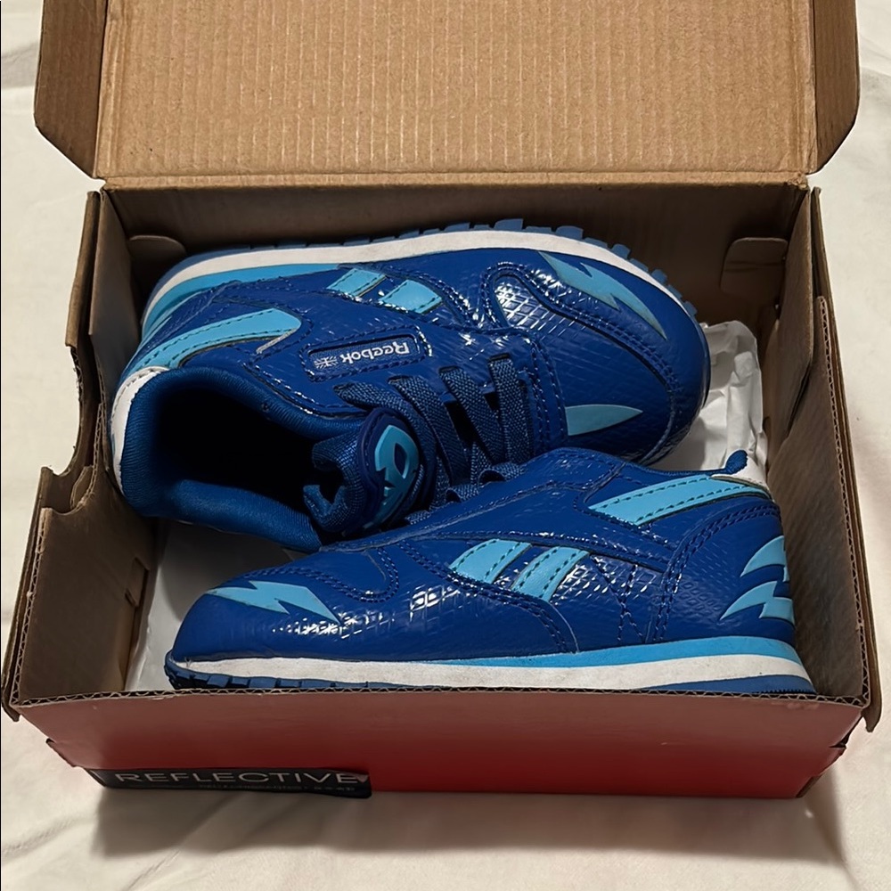 Reebok PJ Masks CatBoy Blue Athletic Sneakers Reflective Sz6